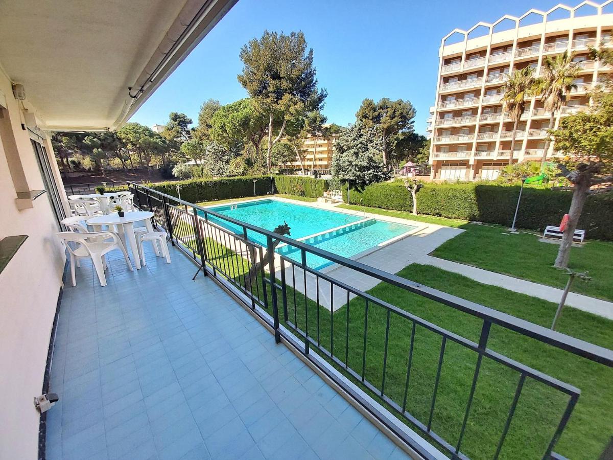 Apartamentos Casanostra Salou Kültér fotó