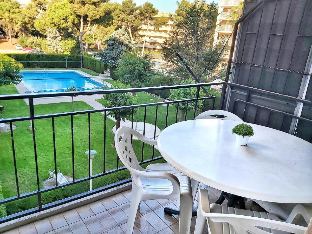 Apartamentos Casanostra Salou Kültér fotó