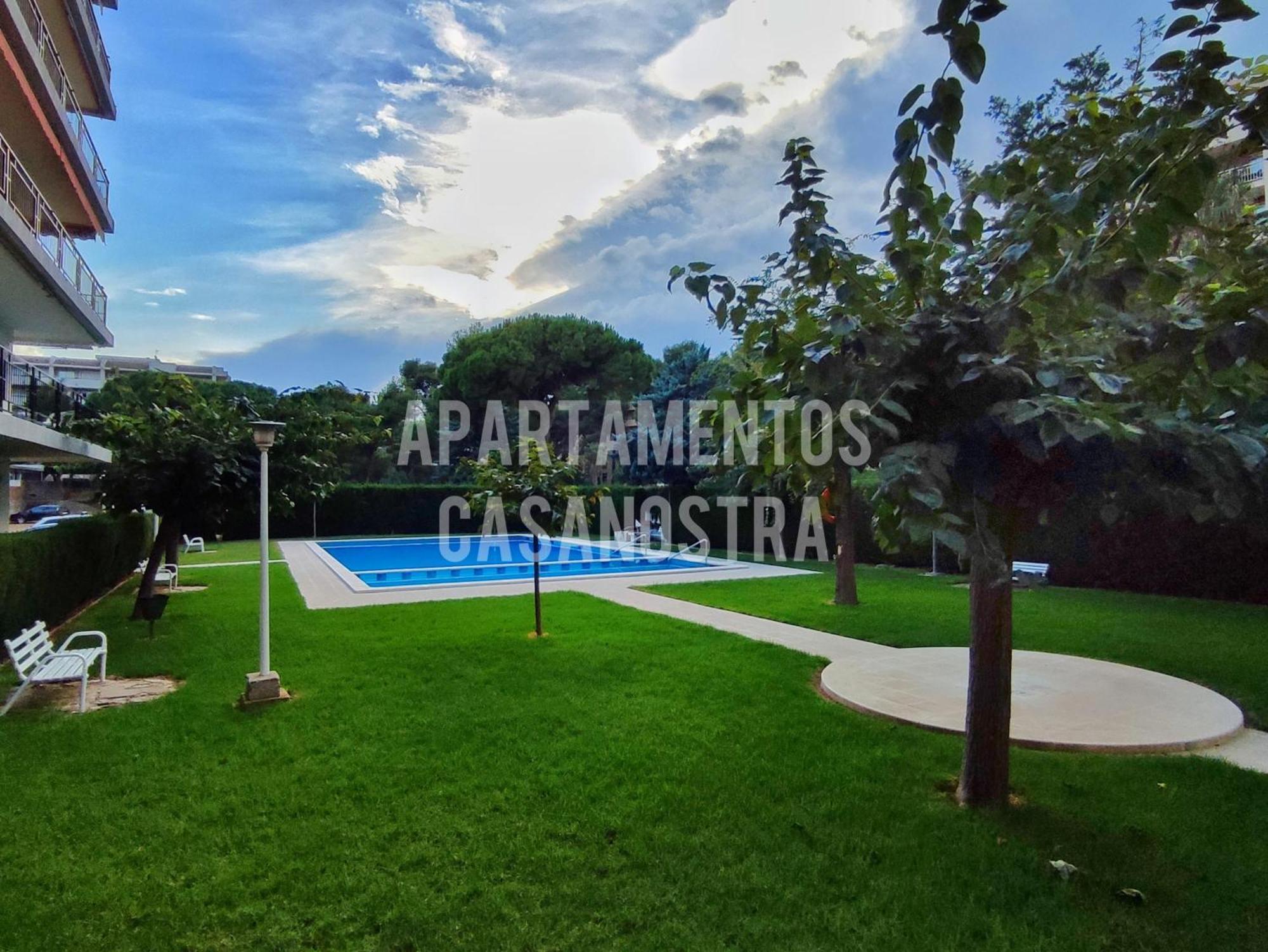 Apartamentos Casanostra Salou Kültér fotó